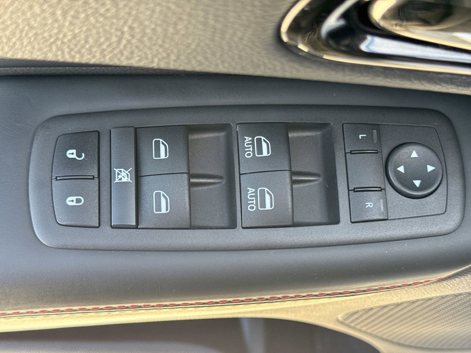 Used 2023 Dodge Durango R/T AWD/4WD image 20