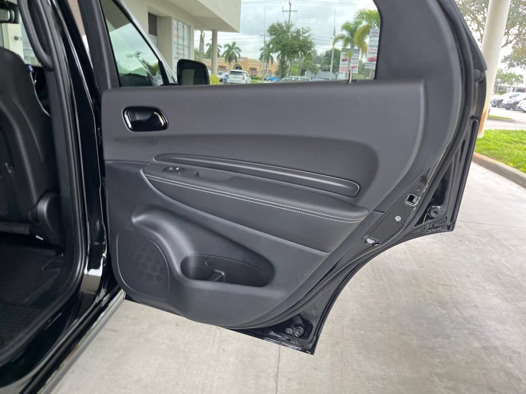 New 2023 Dodge Durango SRT Hellcat w/ Black Package AWD/4WD image 28