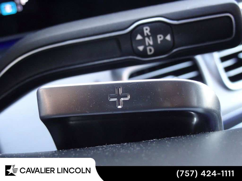 Used 2024 Mercedes-Benz GLS 450 4MATIC image 28