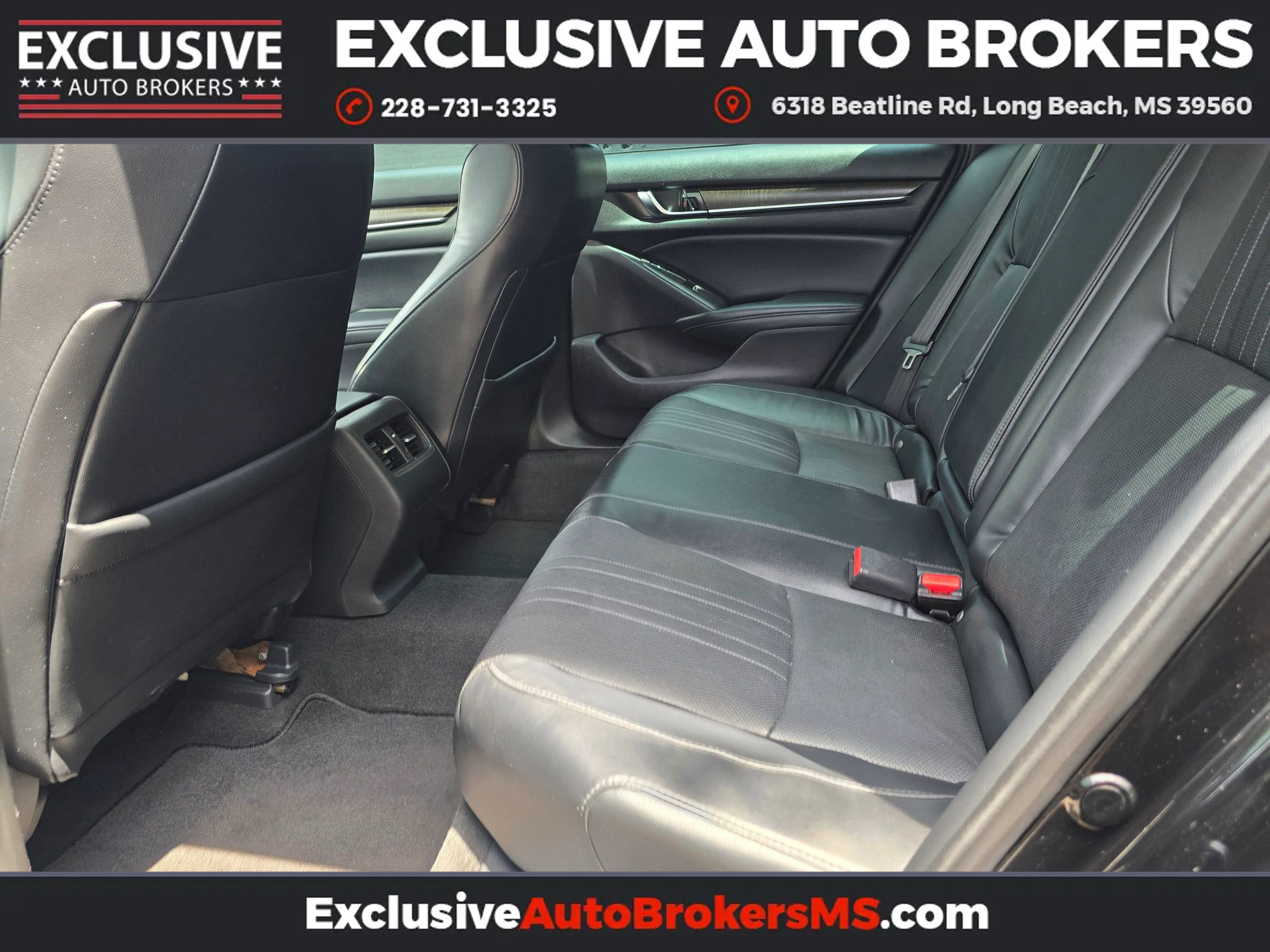 Used 2018 Honda Accord Touring image 13