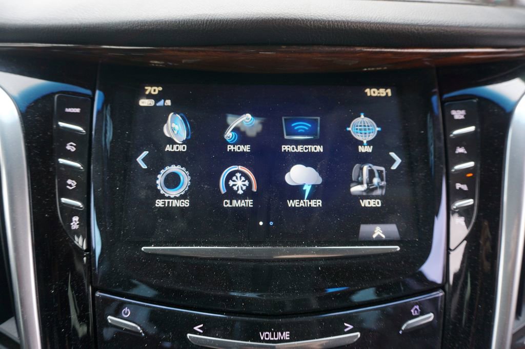 Used 2019 Cadillac Escalade Premium Luxury w/ LPO, Radiant Package image 10