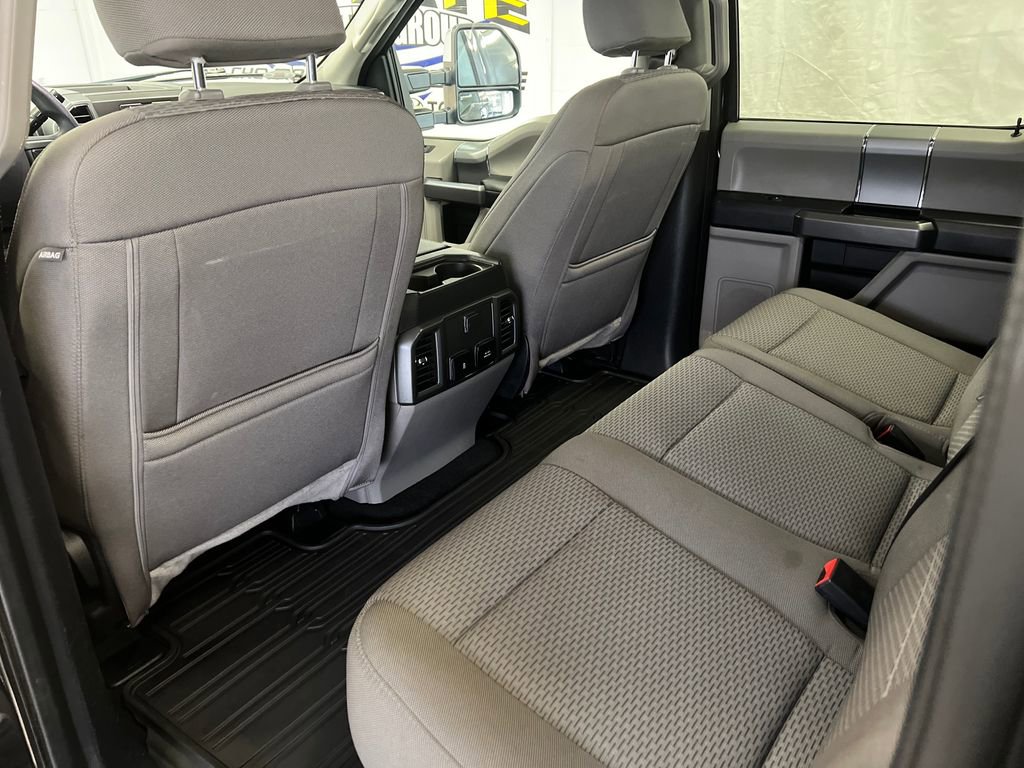 Used 2021 Ford F250 XLT w/ XLT Premium Package AWD/4WD image 46