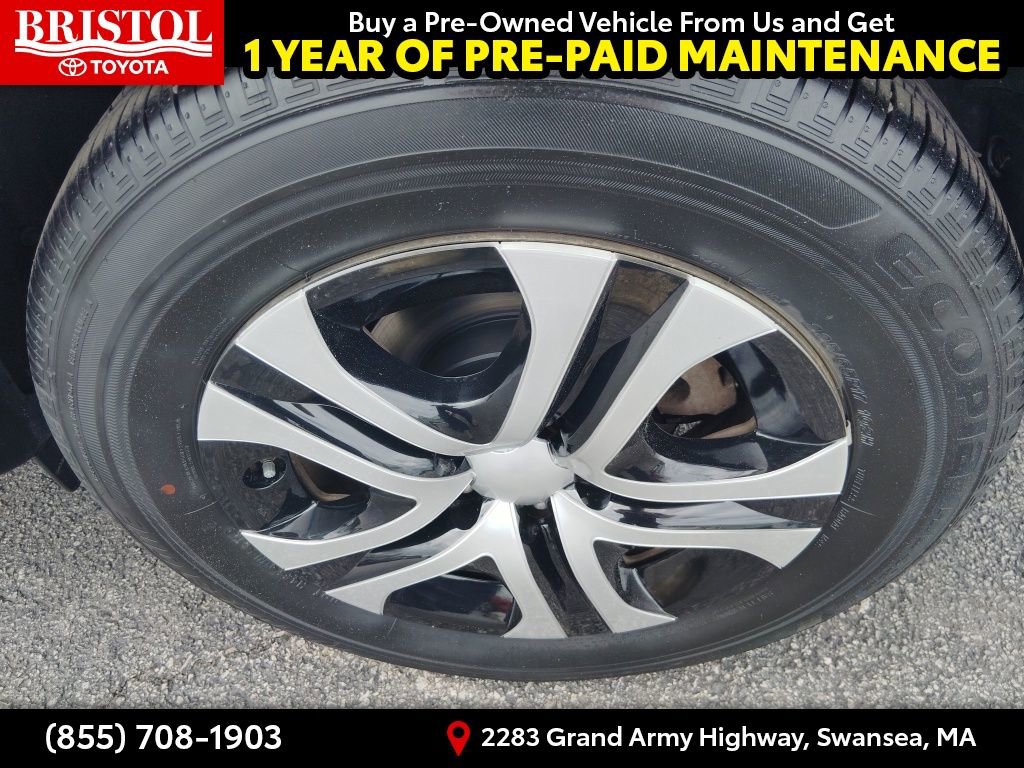 Used 2015 Toyota RAV4 LE AWD/4WD image 12