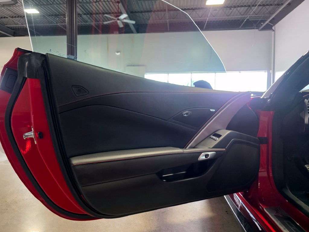 Used 2017 Chevrolet Corvette Z06 w/ Battery Protection Package RWD image 13