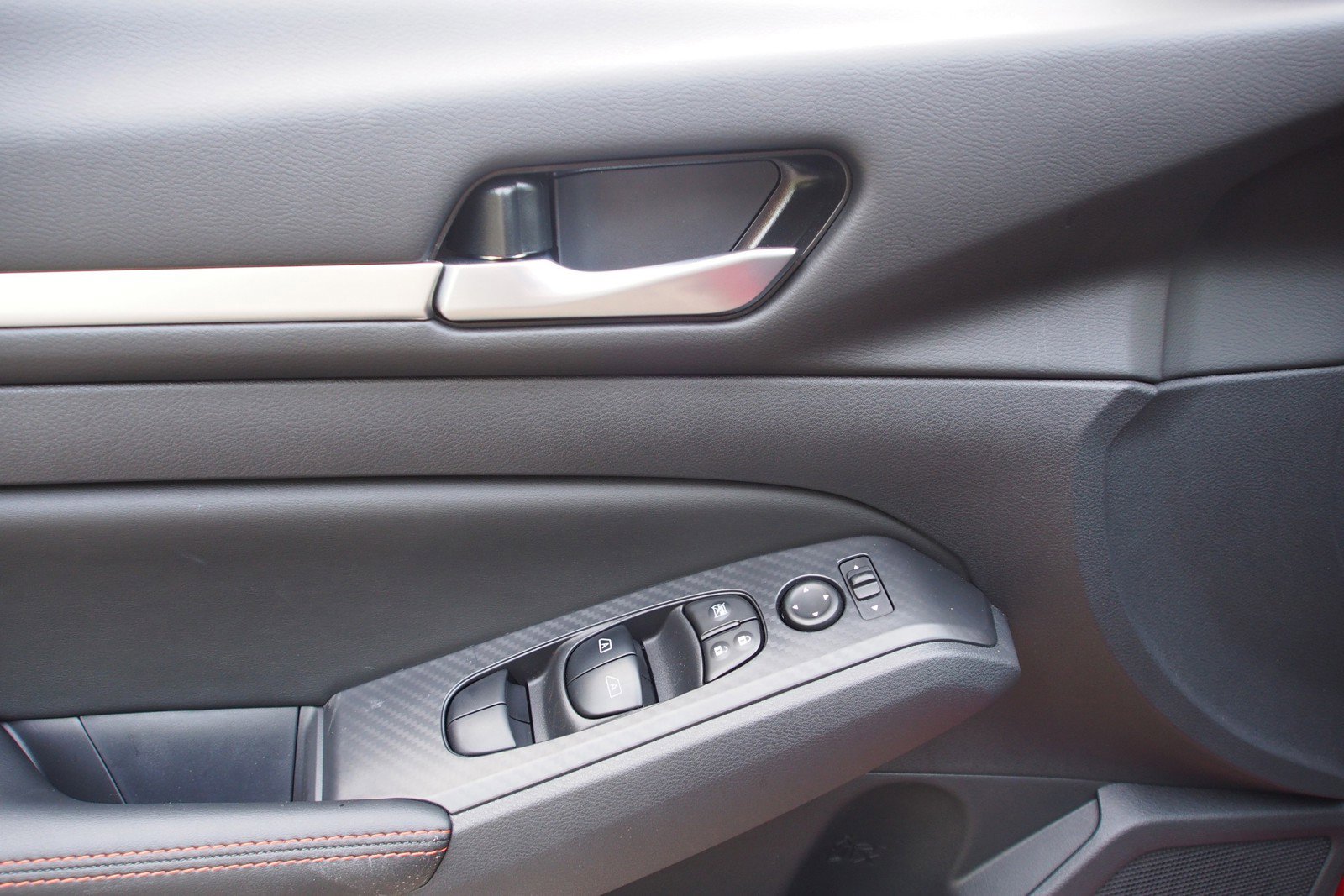 New 2026 Nissan Altima 2.5 SR FWD image 17