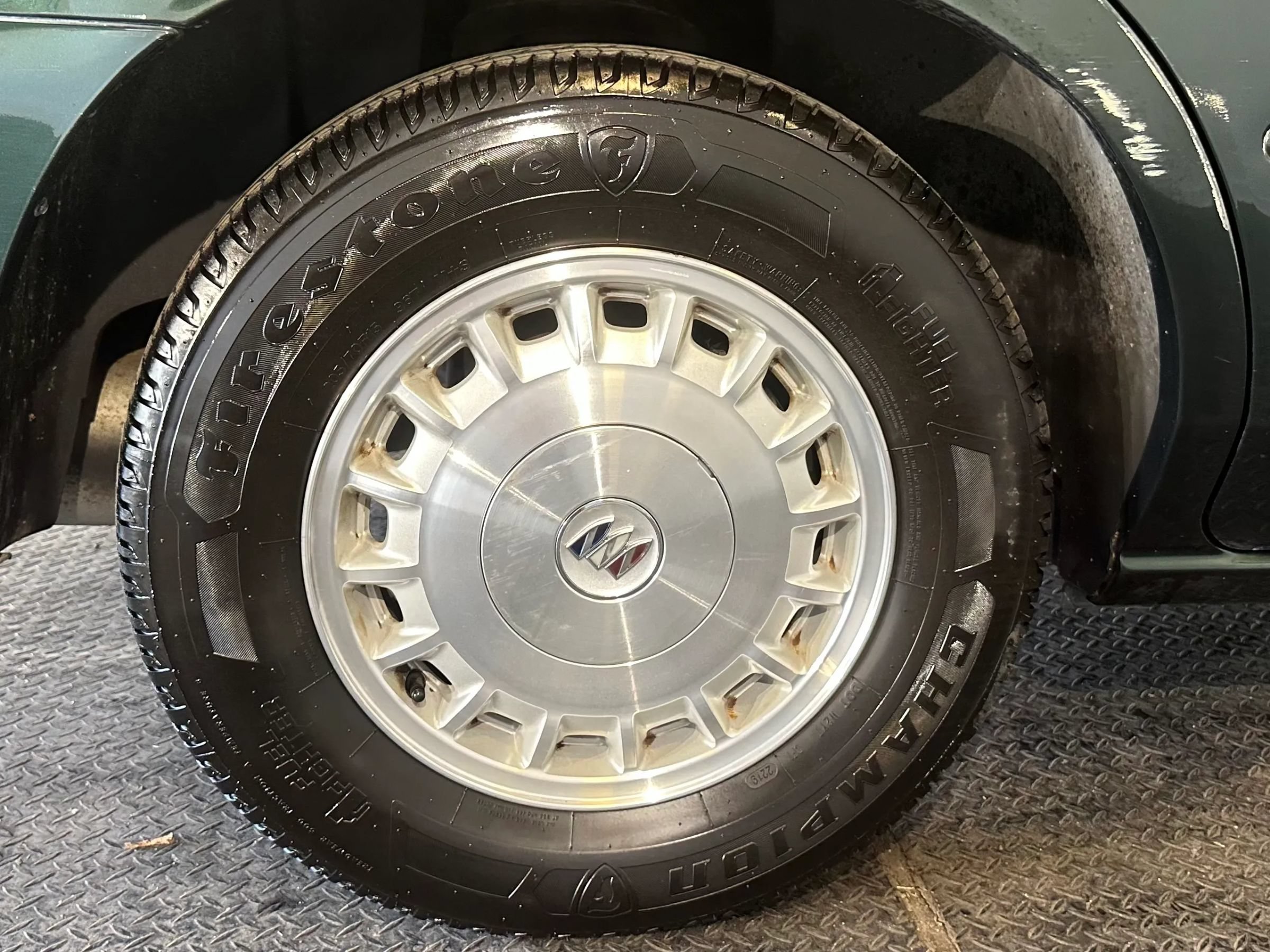 Used 2004 Buick Century Custom FWD image 10