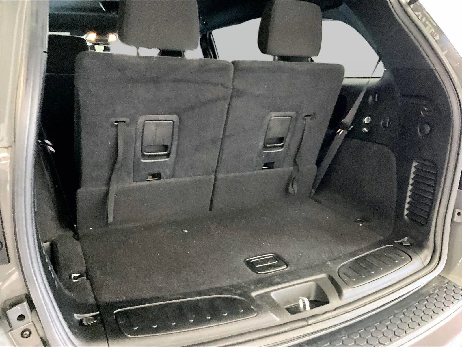 Used 2023 Dodge Durango GT image 34