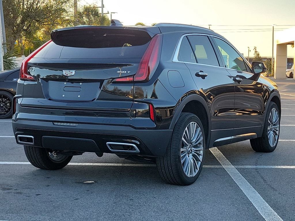 Used 2024 Cadillac XT4 Premium Luxury w/ Active Safety Package image 5
