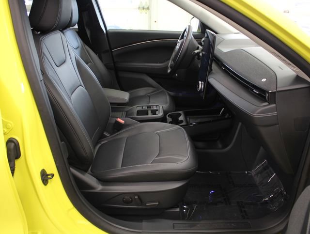 Used 2025 Ford Mustang Mach-E Premium image 24