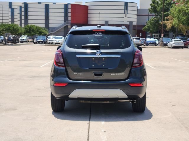 Used 2017 Buick Encore Essence FWD image 6