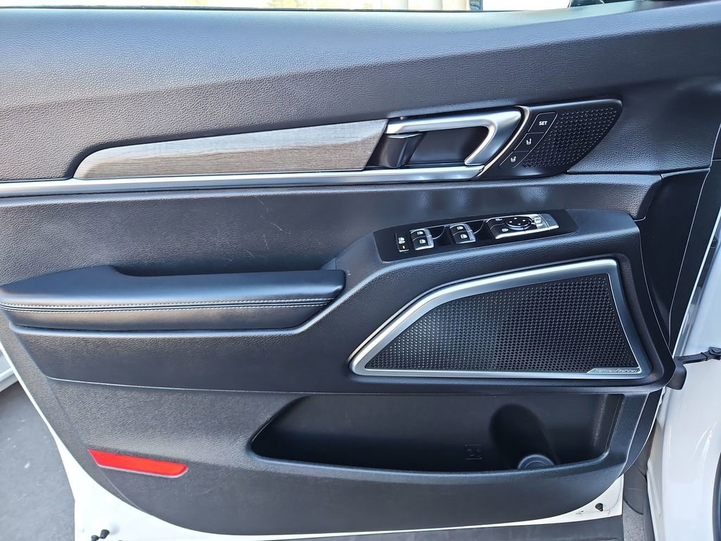 Used 2022 Kia Telluride SX w/ SX Prestige Package image 30