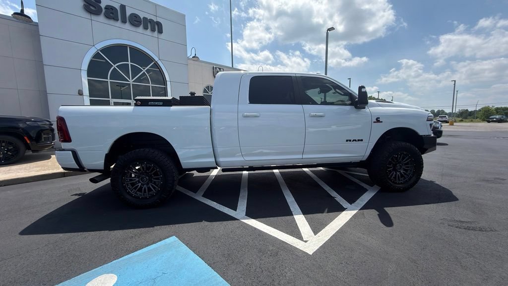 Used 2025 RAM 2500 Laramie AWD/4WD image 17