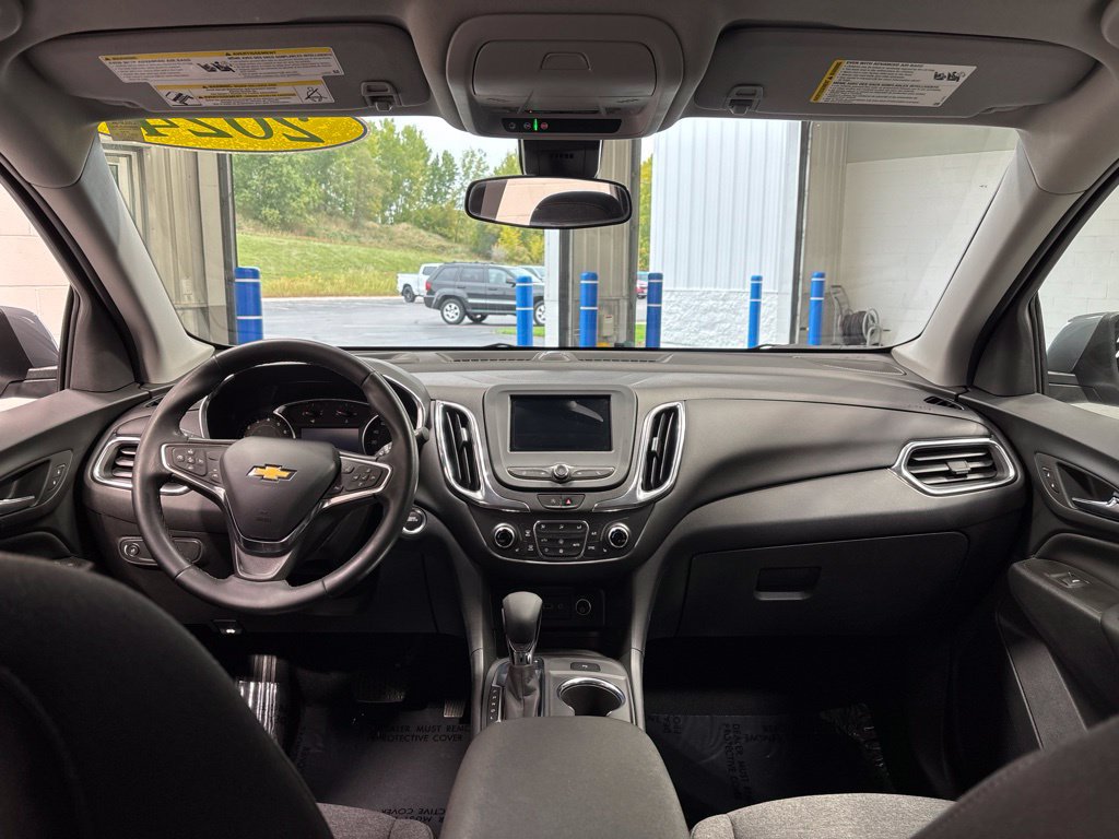 Used 2024 Chevrolet Equinox LT AWD/4WD image 11