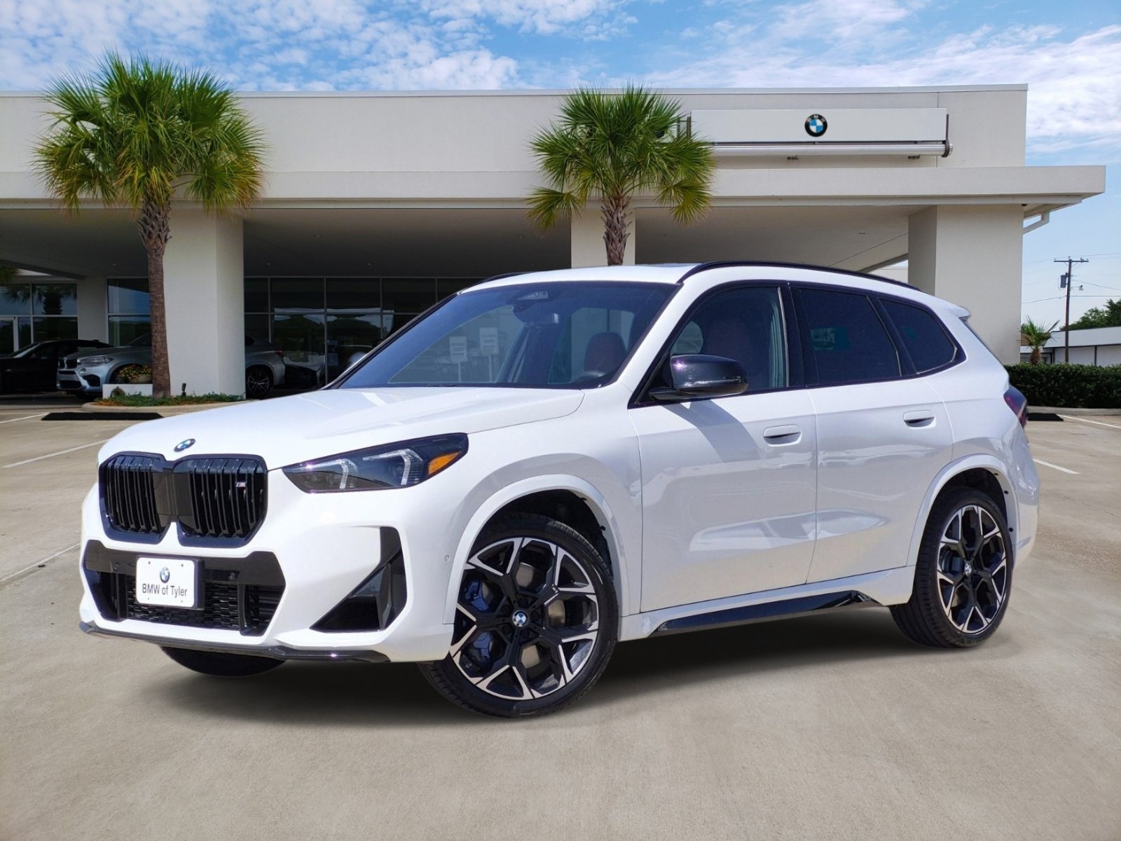 Certified 2026 BMW X1 M35i AWD/4WD image 1
