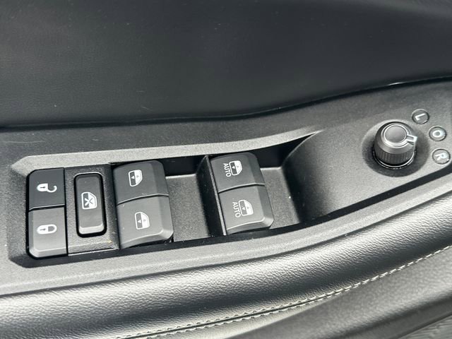 Certified 2024 Jeep Grand Cherokee L Limited w/ Luxury Tech Group II image 28