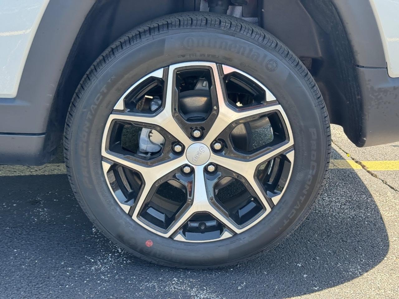 Used 2024 Jeep Compass Limited AWD/4WD image 8