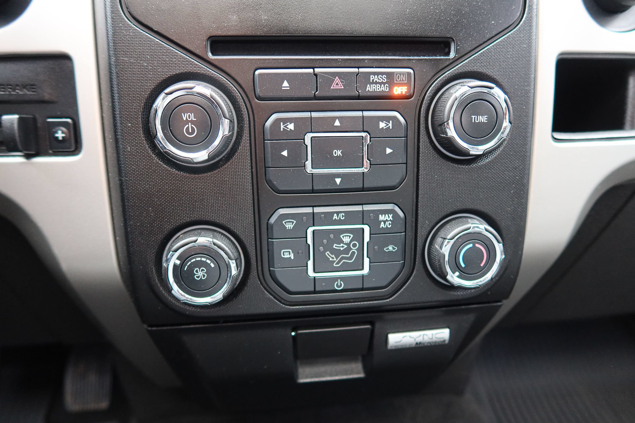 Used 2013 Ford F150 XLT w/ Luxury Equipment Group AWD/4WD image 20