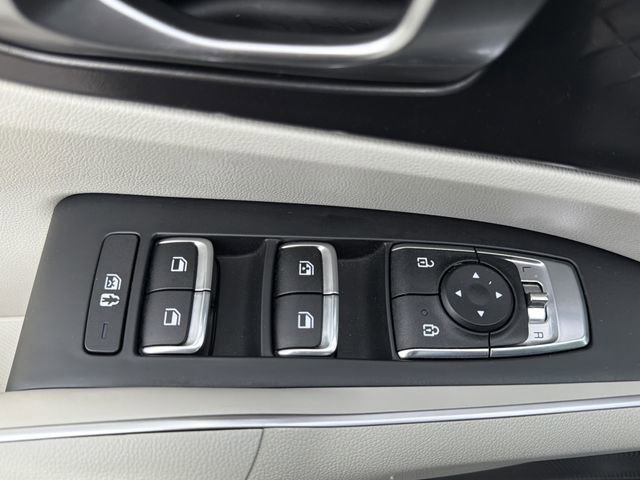 Used 2022 Kia Sorento S w/ Panoramic Sunroof Package image 18