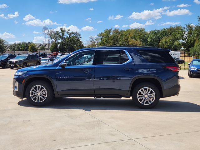 Used 2023 Chevrolet Traverse LT FWD image 4