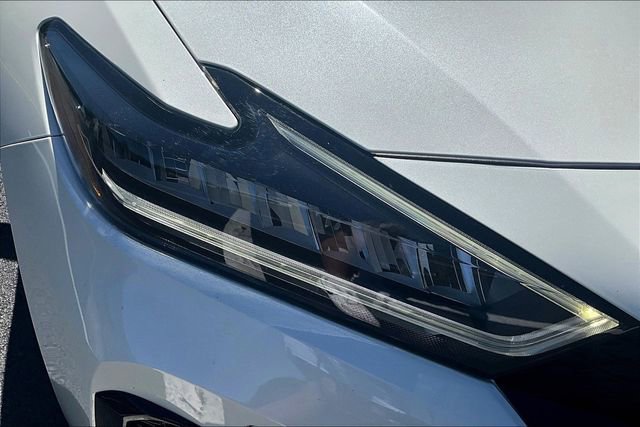 Used 2023 Nissan Maxima Platinum w/ Sport Mat Group FWD image 32