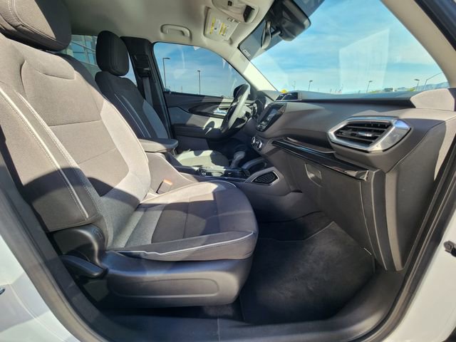 Used 2022 Chevrolet TrailBlazer LT w/ Convenience Package image 15
