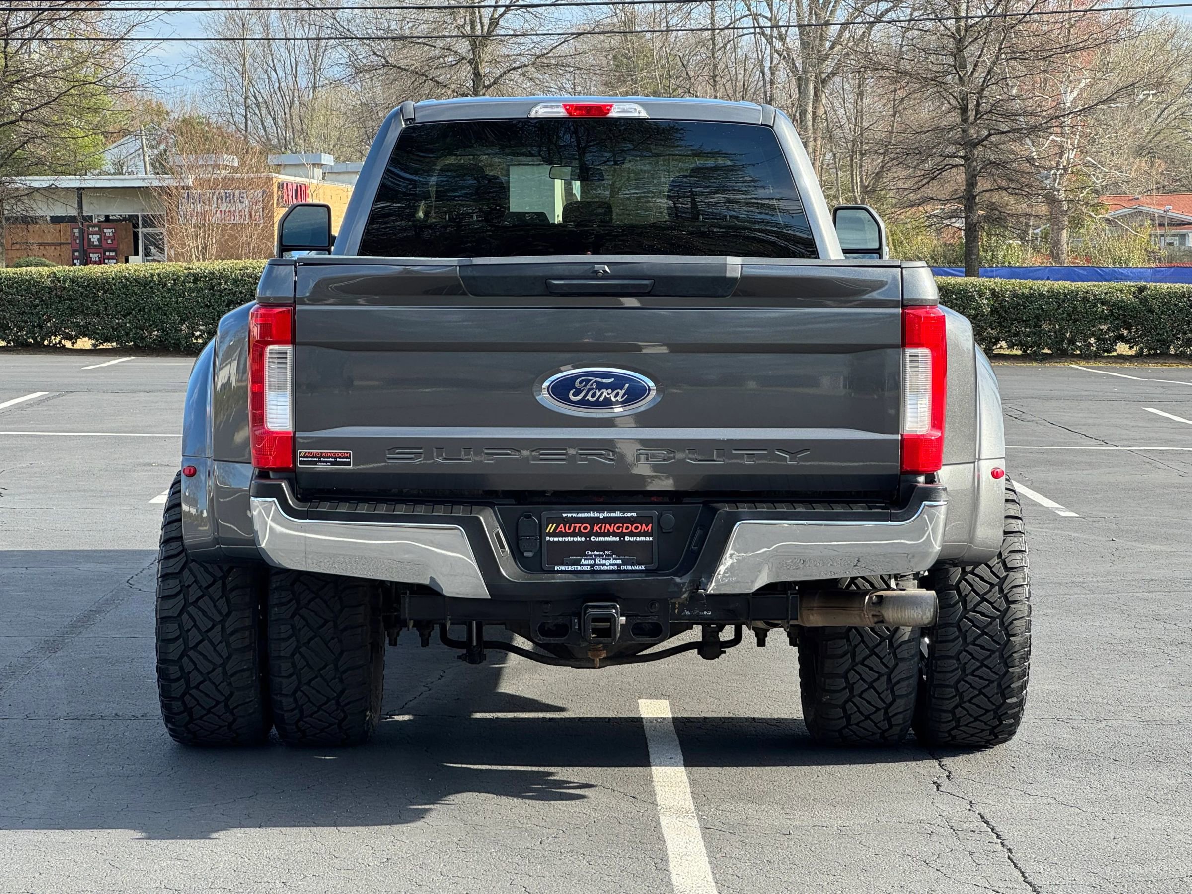 Used 2019 Ford F350 XLT image 6