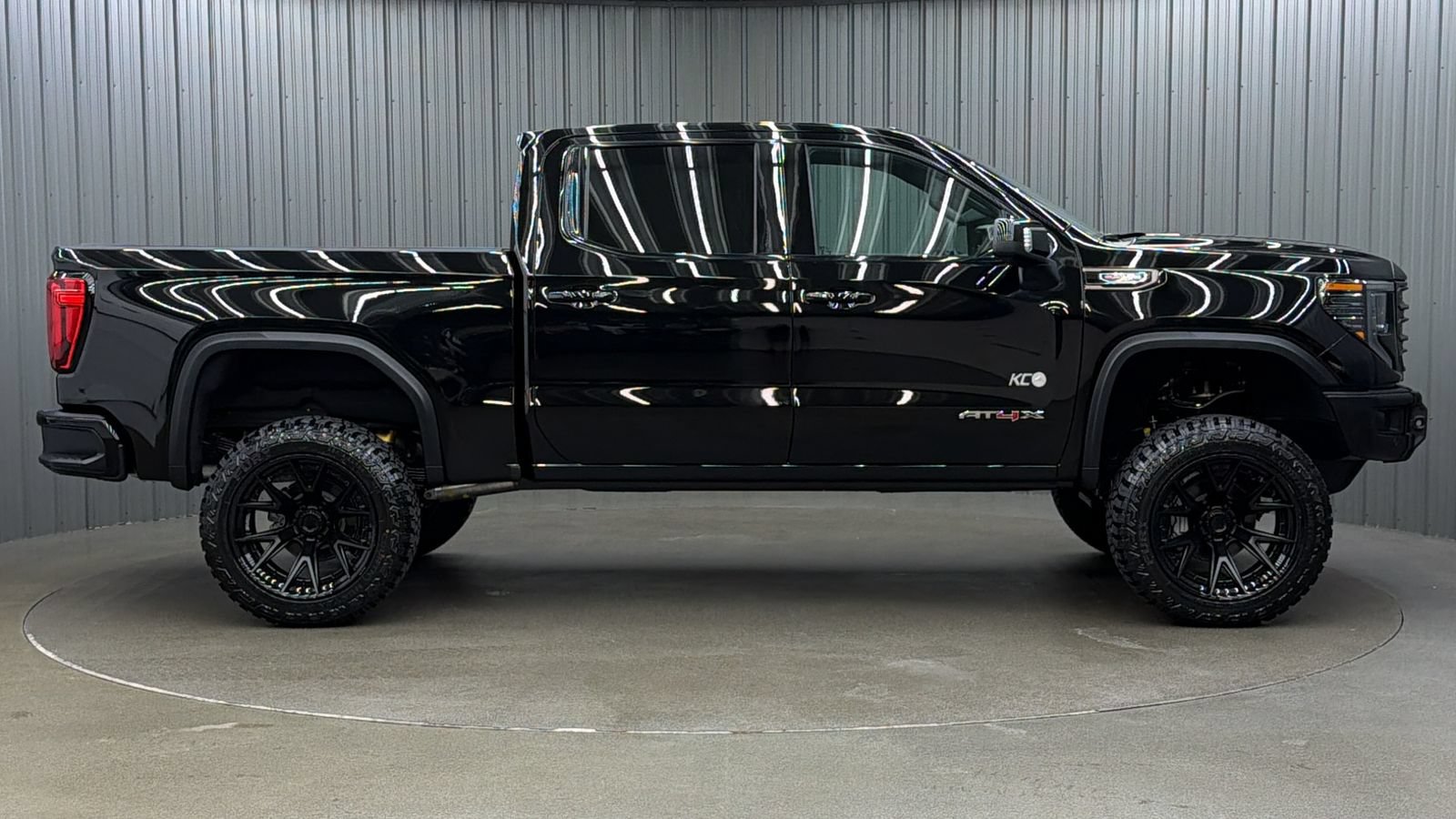Used 2026 GMC Sierra 1500 AT4X AWD/4WD image 6