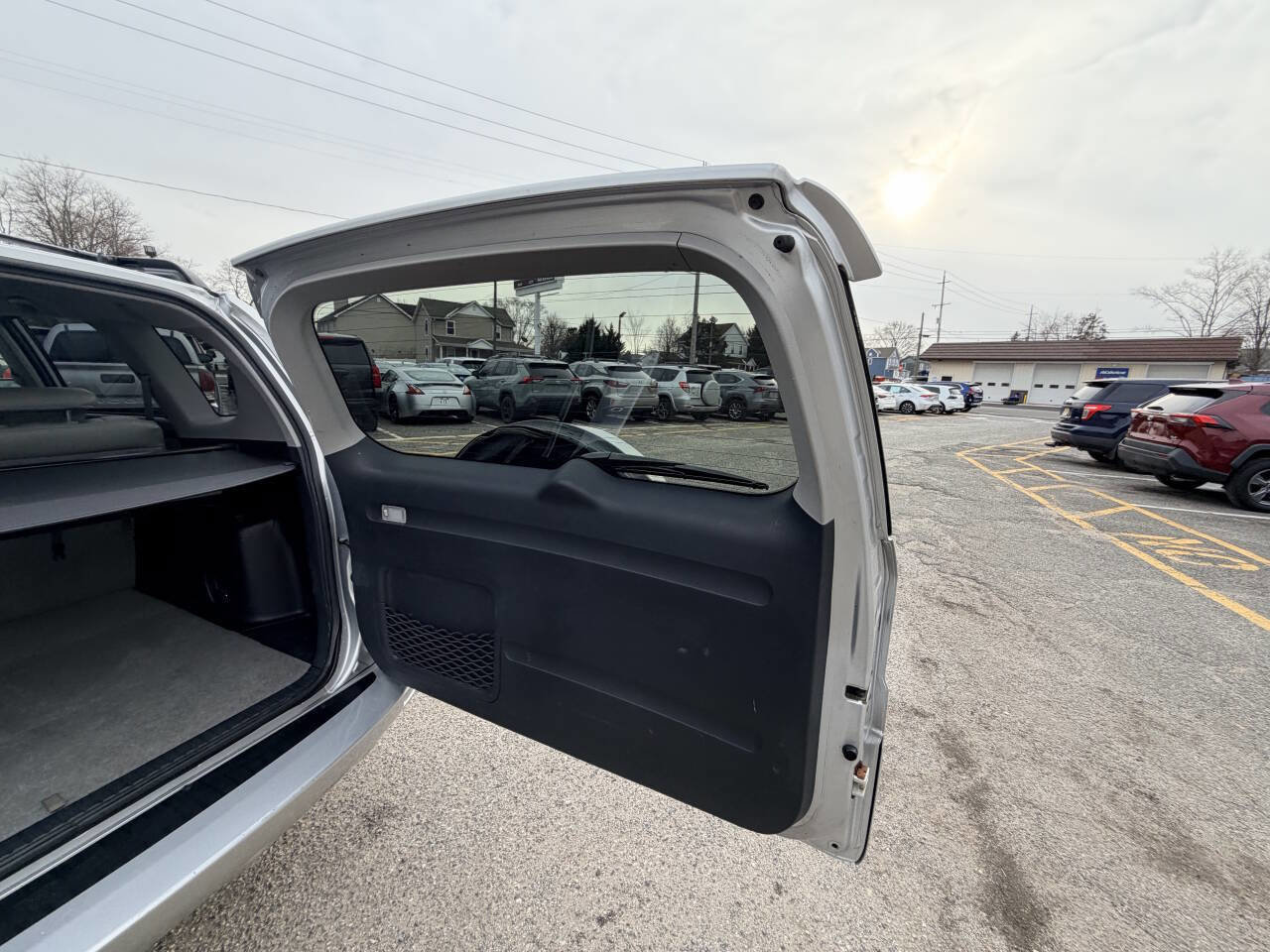Used 2008 Toyota RAV4 Base 4x4 4dr SUV image 53