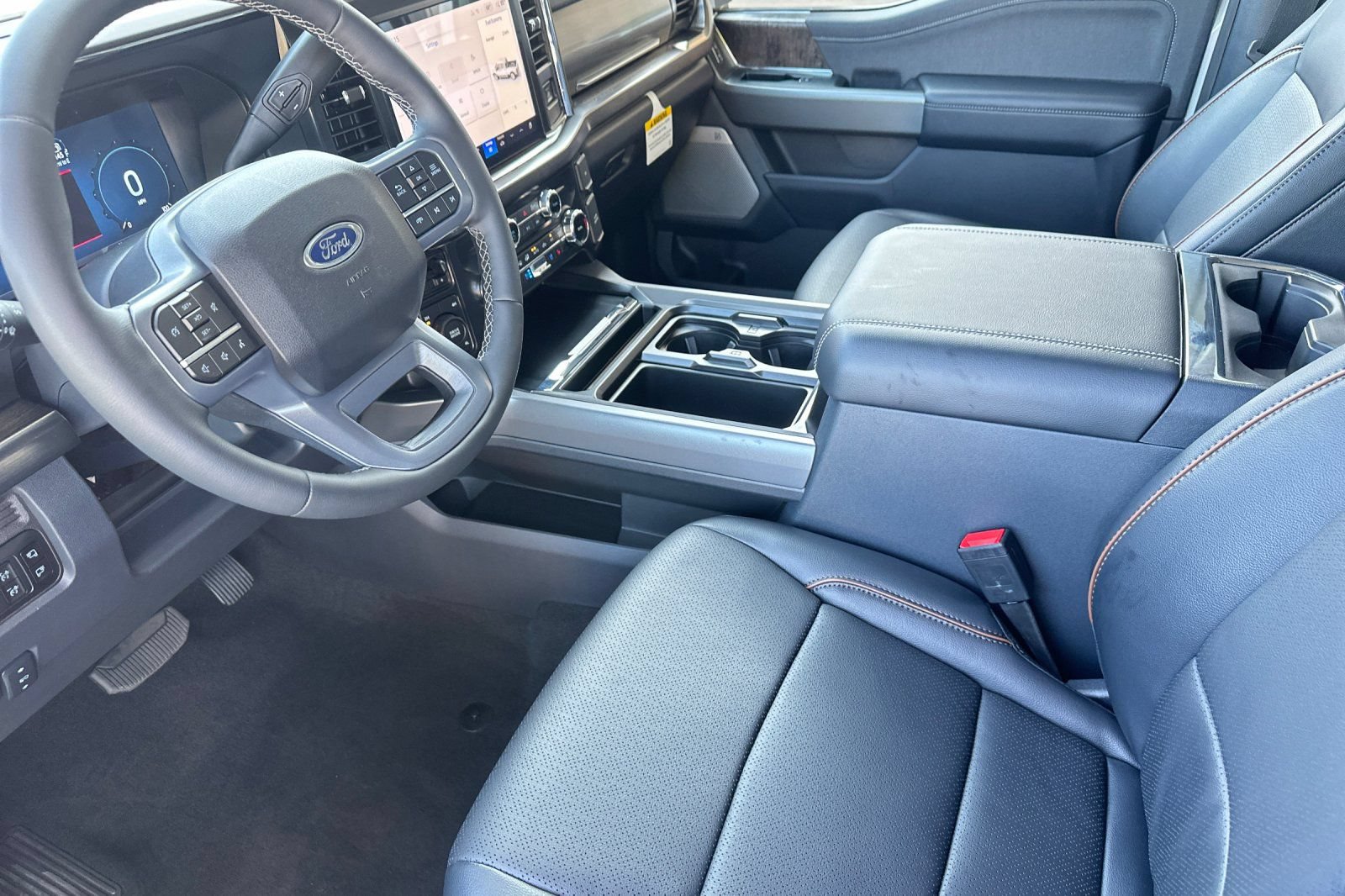New 2026 Ford F250 Lariat w/ Black Appearance Package AWD/4WD image 10