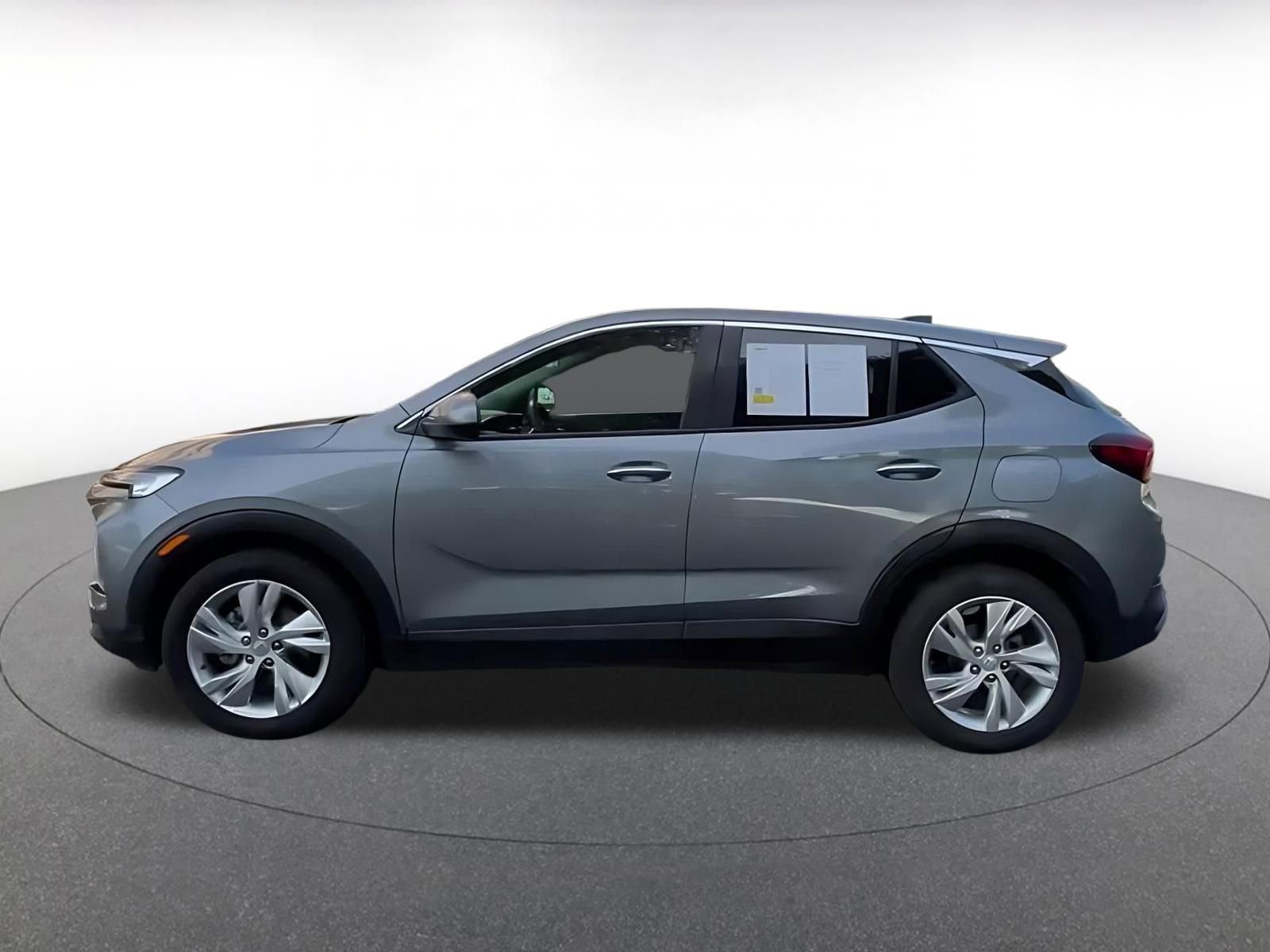 Used 2025 Buick Encore GX Preferred FWD image 9