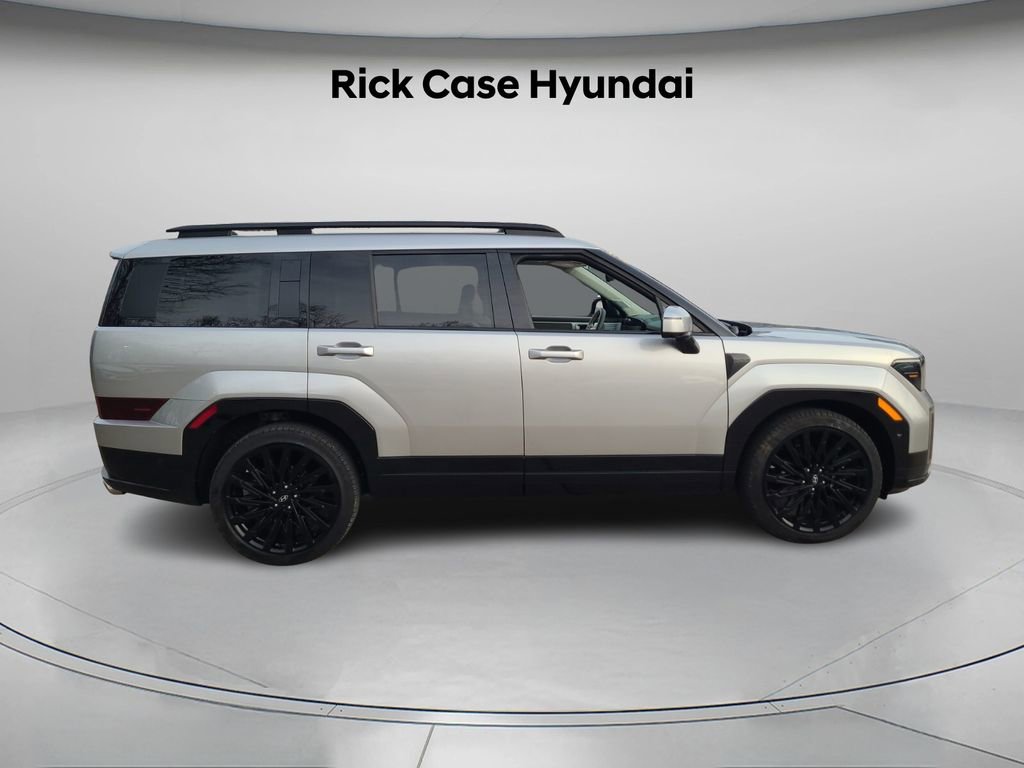 Used 2025 Hyundai Santa Fe Calligraphy image 4