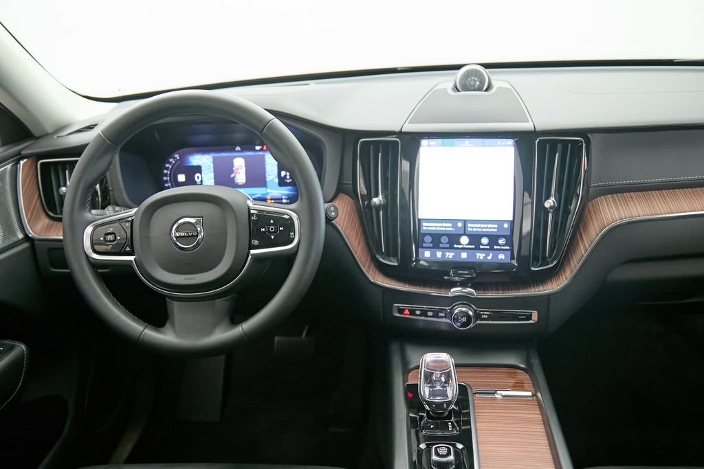 Certified 2023 Volvo XC60 T8 Ultimate w/ Climate Package AWD/4WD image 25