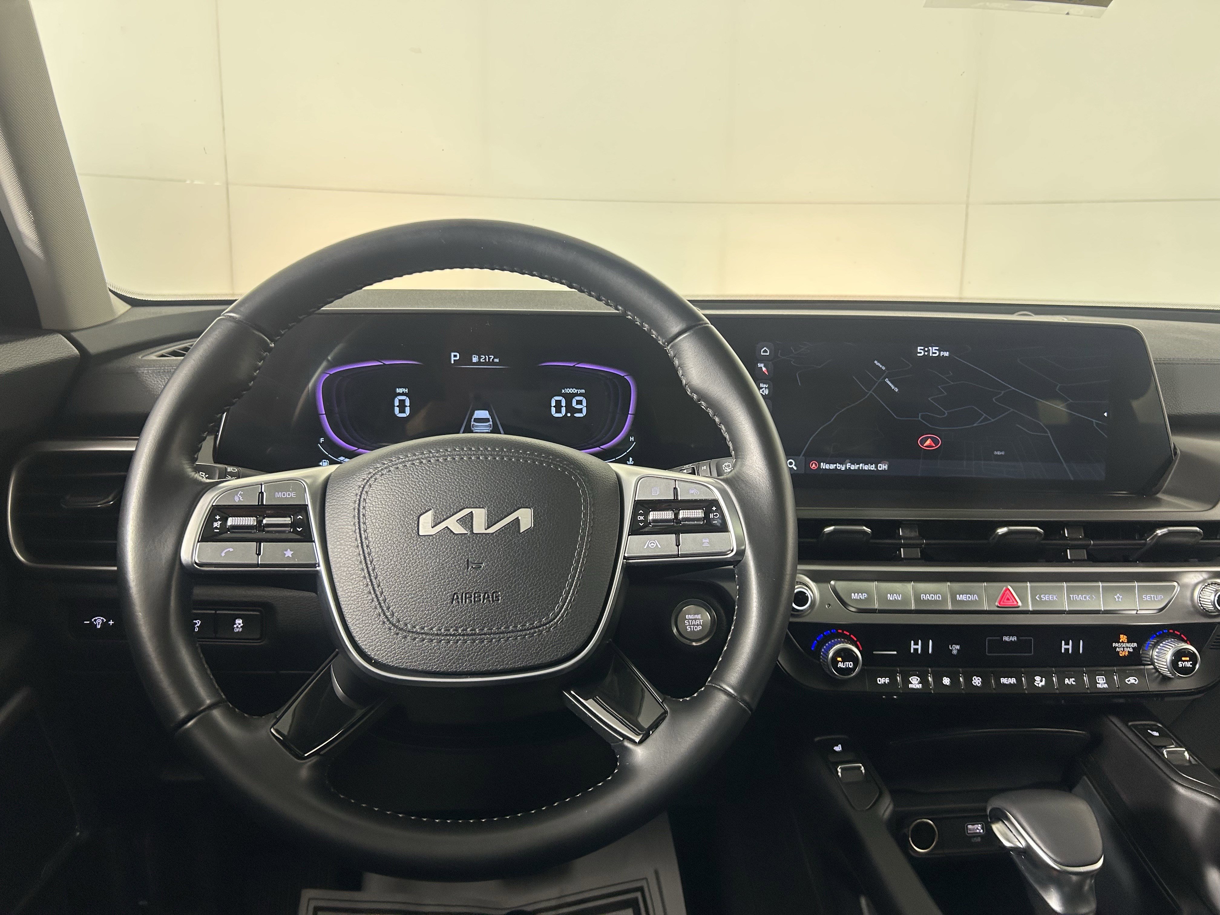 Certified 2025 Kia Telluride S image 14