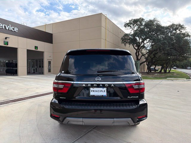 Used 2021 Nissan Armada Platinum w/ Captain's Chairs Package RWD image 3