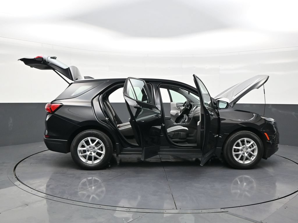 Used 2020 Chevrolet Equinox LS w/ LS Convenience Package FWD image 28