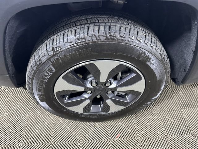 Used 2023 Jeep Grand Cherokee 4WD 4xe w/ Luxury Tech Group II image 10