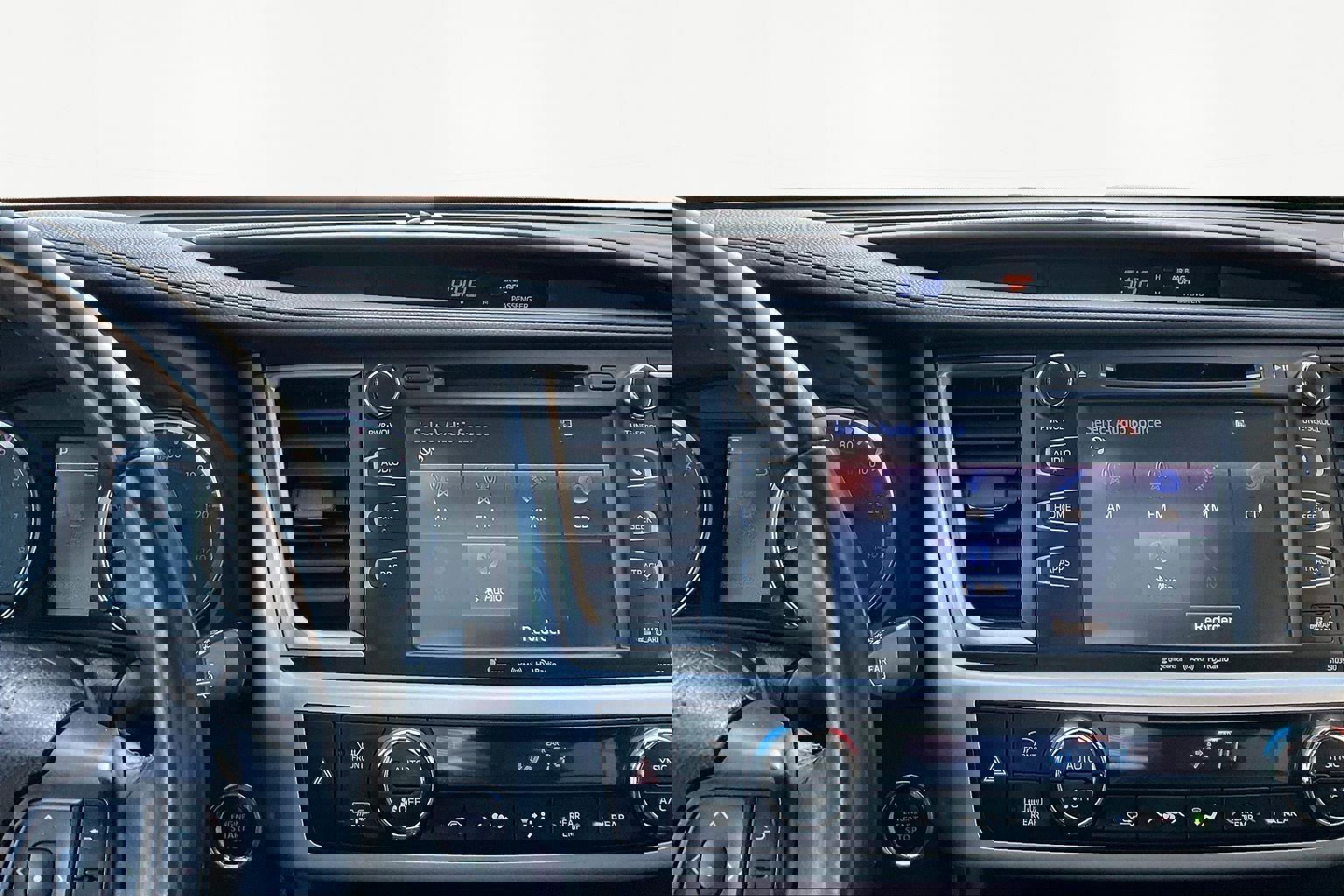 Used 2019 Toyota Highlander XLE image 9