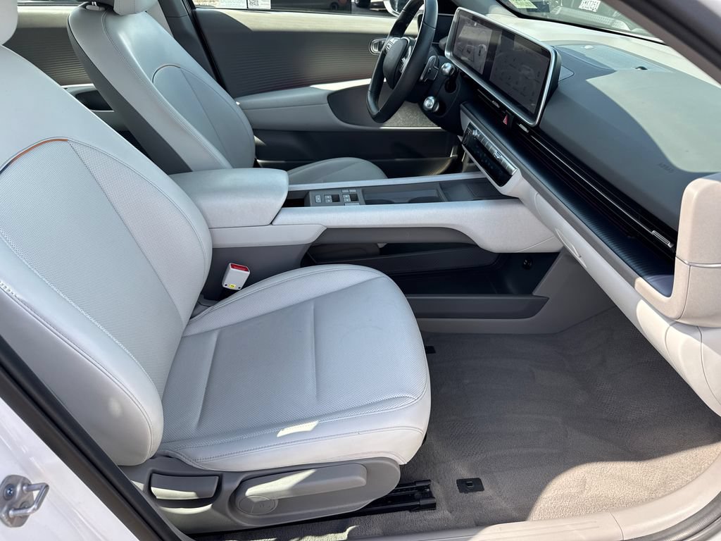 Used 2024 Hyundai Ioniq 6 SEL RWD image 14