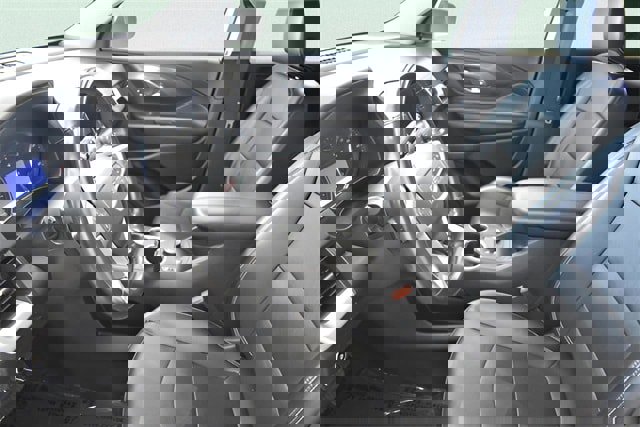 Used 2022 GMC Terrain SLT image 24