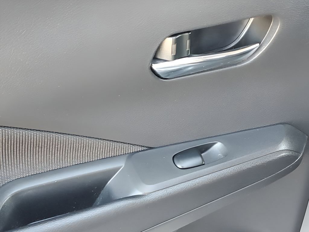 Used 2022 Nissan Kicks SV image 44