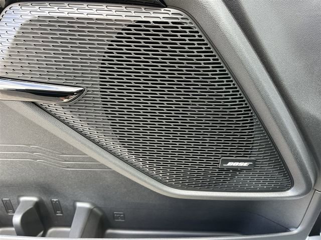 New 2025 Chevrolet Silverado EV LT image 24