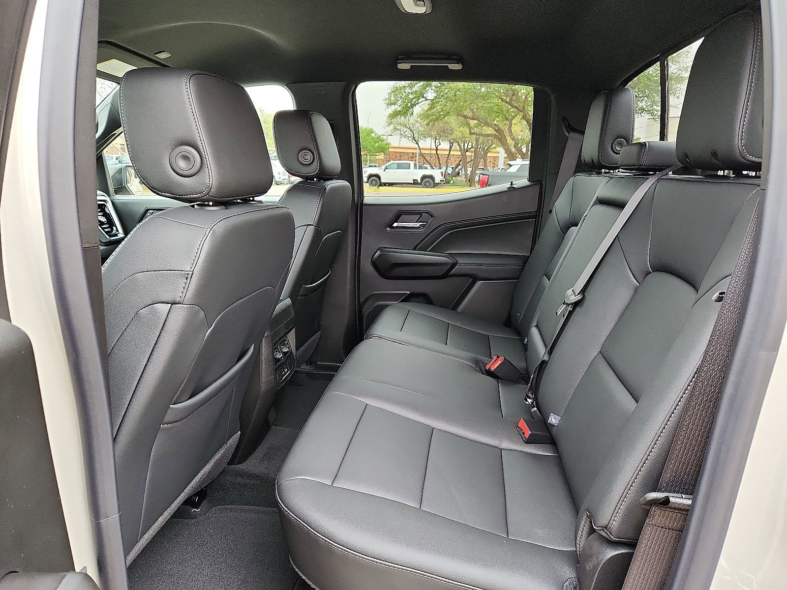 New 2026 GMC Canyon Elevation w/ Convenience Package image 8