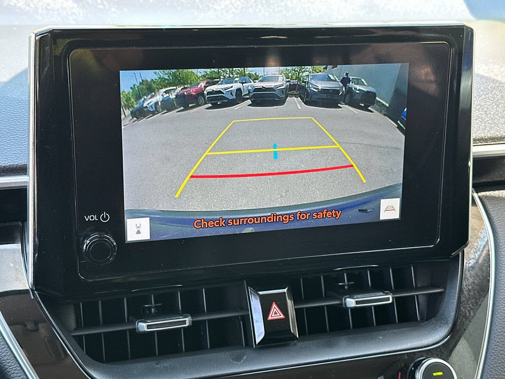 Used 2024 Toyota Corolla Cross XLE FWD image 25