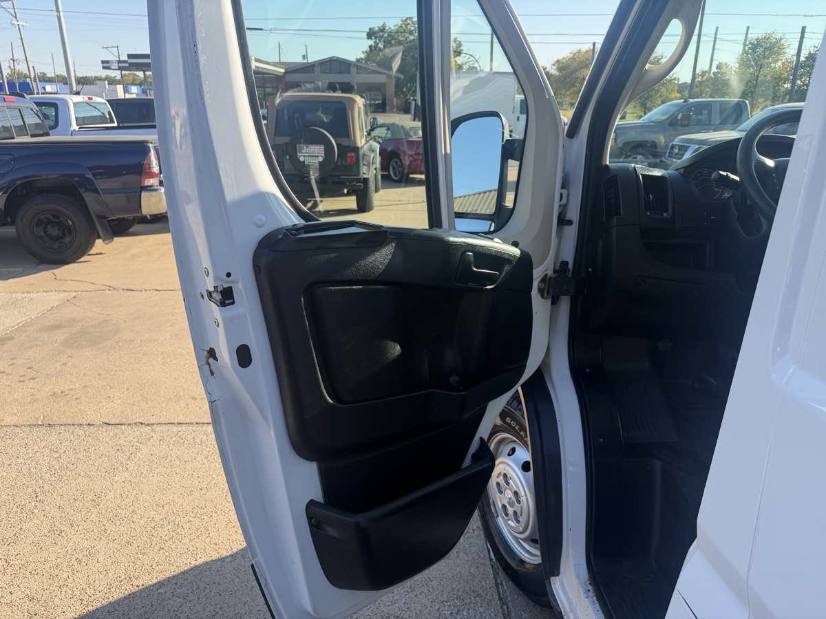 Used 2018 RAM ProMaster 2500 FWD image 23