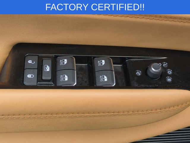 Certified 2025 Jeep Grand Wagoneer Series III w/ Rear Seat Video Group 1 AWD/4WD image 14