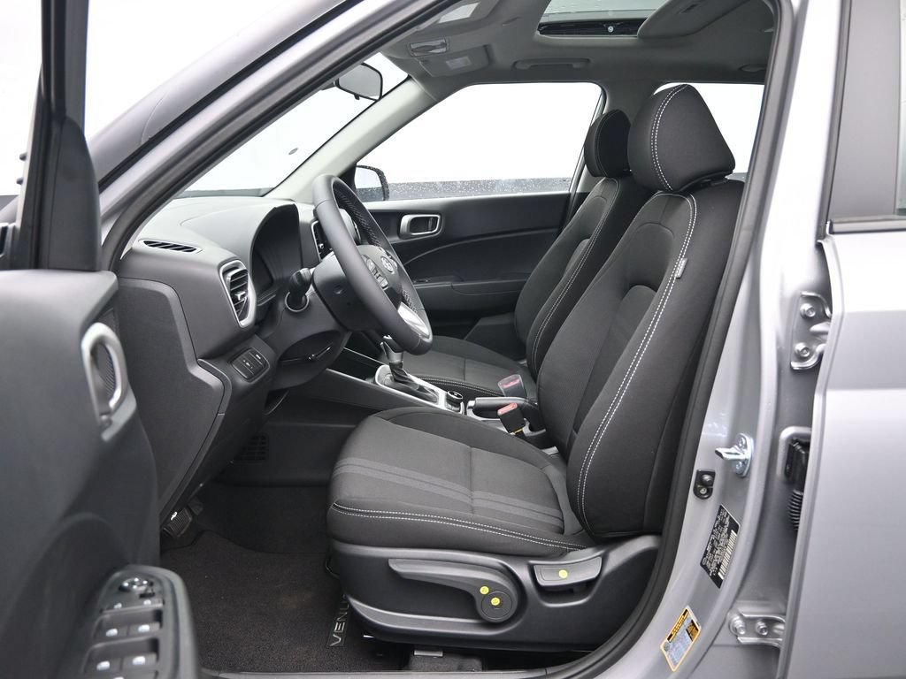 New 2026 Hyundai Venue SEL FWD image 22