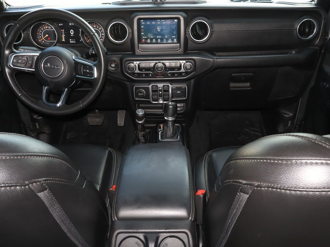 Used 2018 Jeep Wrangler Unlimited Sahara w/ Safety Group AWD/4WD image 10