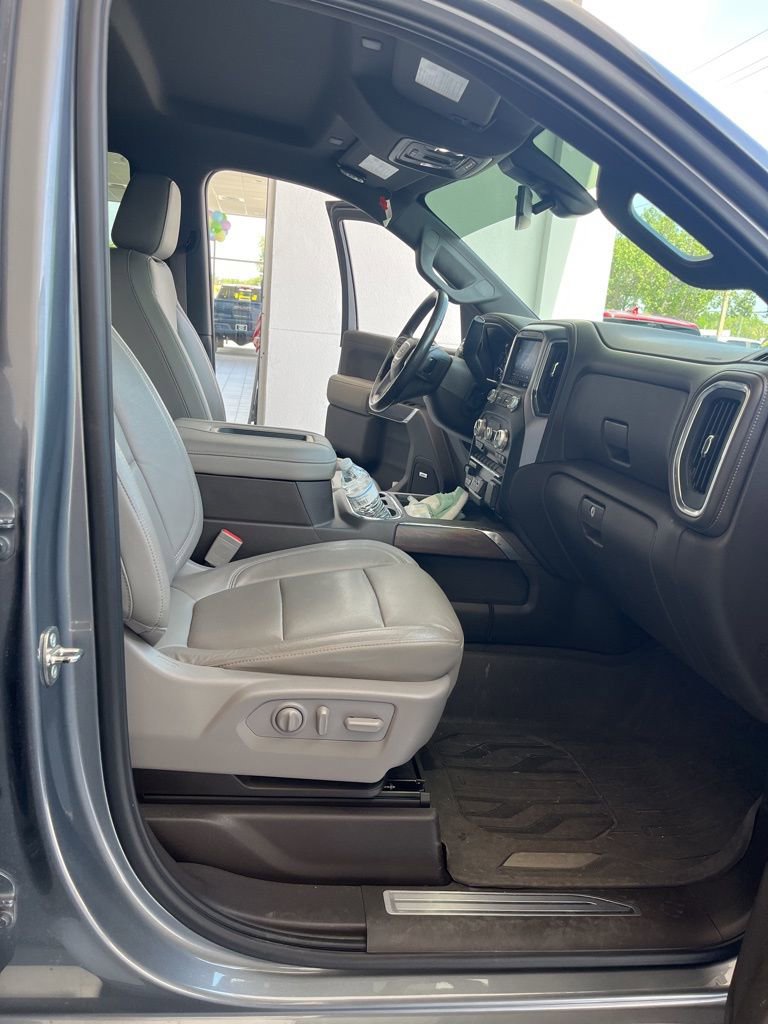 Used 2019 GMC Sierra 1500 SLT w/ SLT Premium Plus Package AWD/4WD image 24