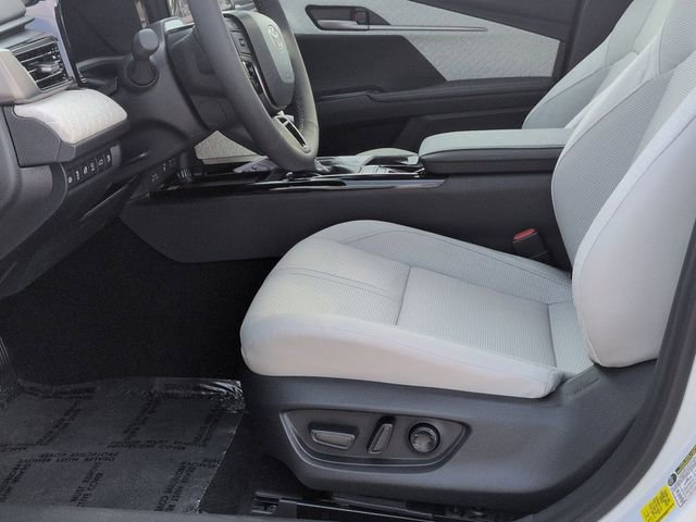 New 2026 Toyota Camry XLE image 12