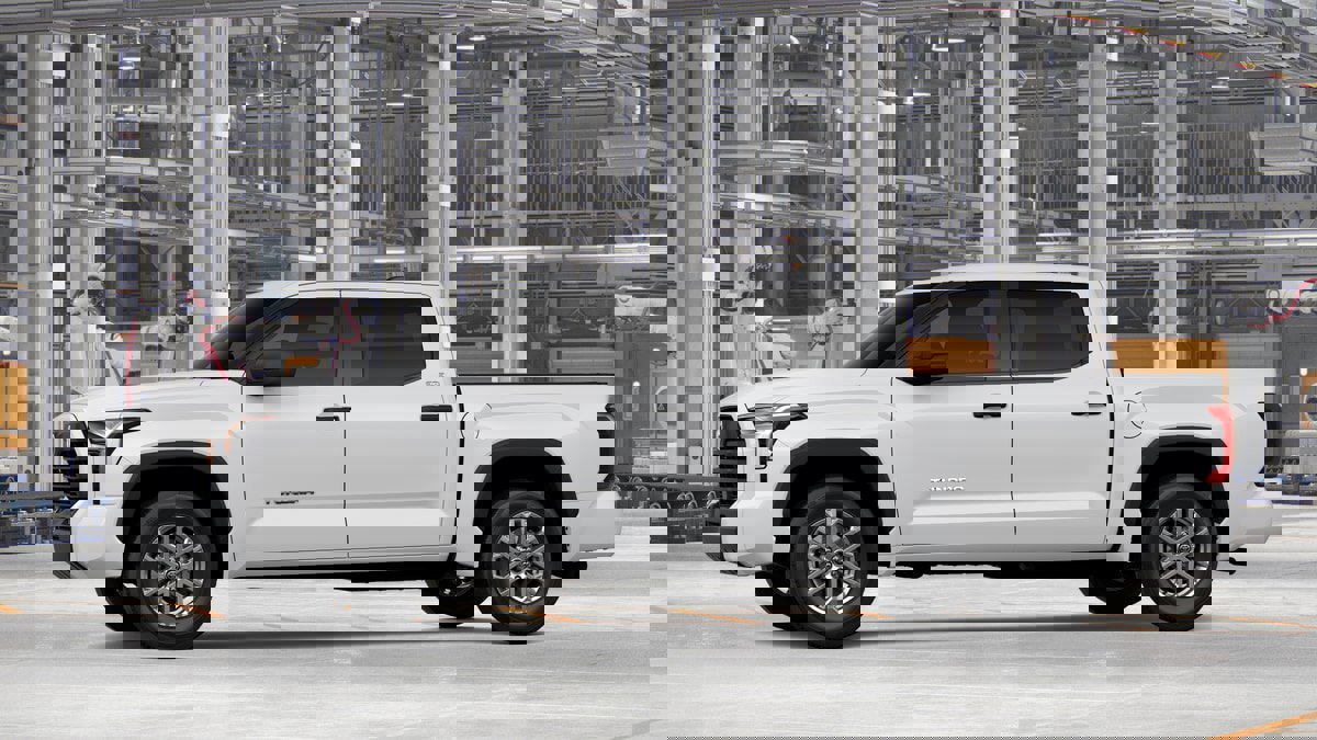 New 2026 Toyota Tundra SR5 image 3